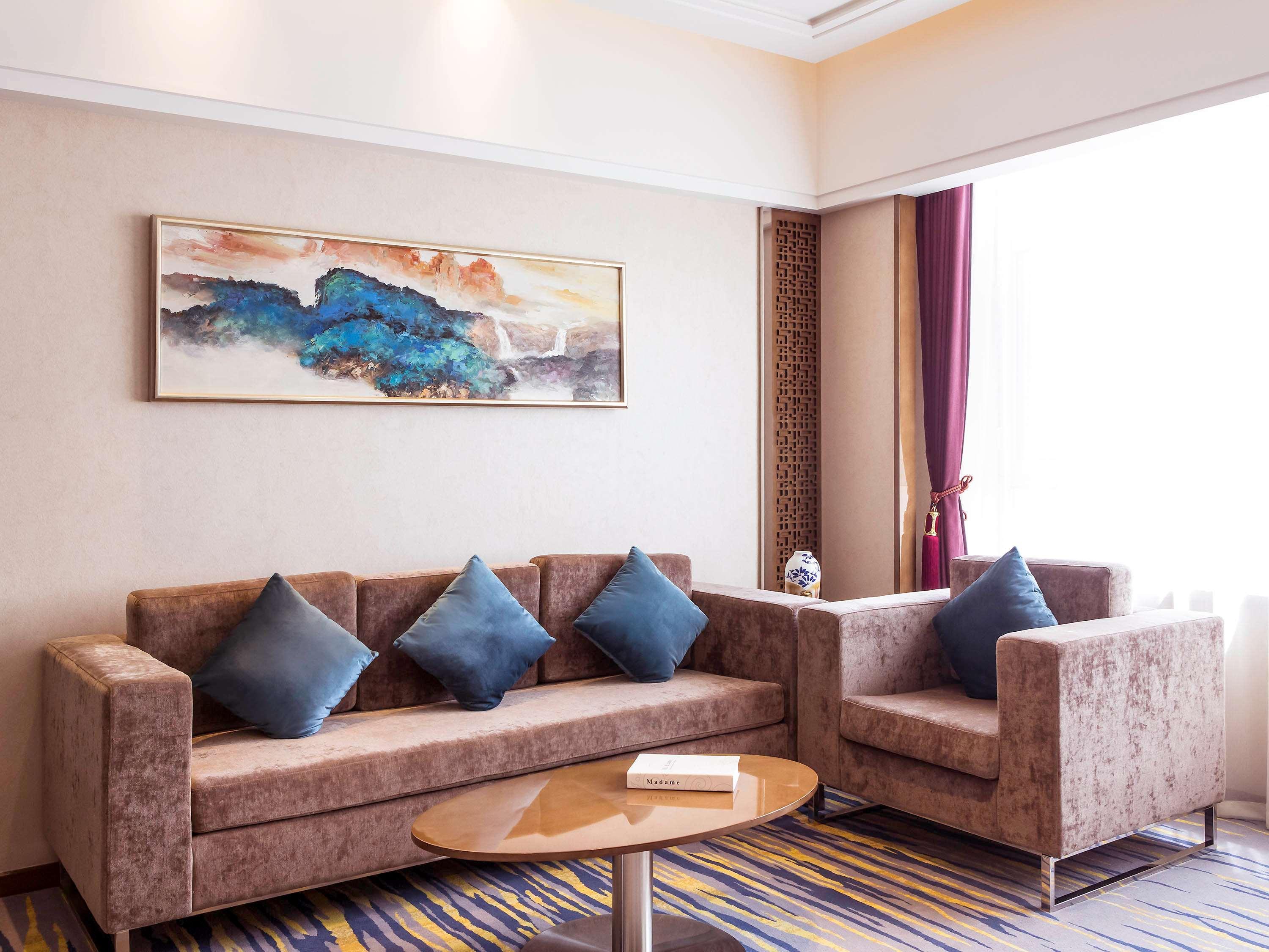 โนโวเทล ต้าฉิง ห่าวฟาง Hotel ต้าชิ่ง ภายนอก รูปภาพ